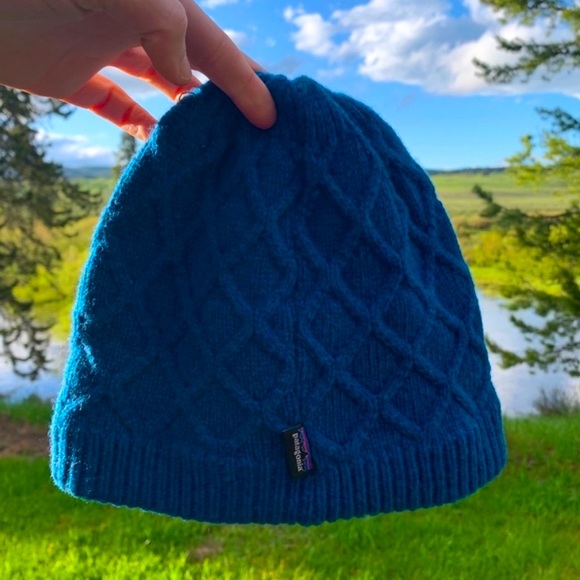 NWT Patagonia Women's Honeycomb Knit Beanie